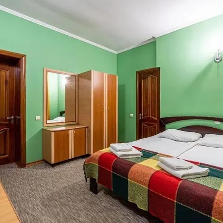 Lelech Guest house Tatariv